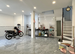 Bán nhà Phan Đình Phùng, 3 bước ra mặt tiền, 45m2, ngang 6m, nhỉnh 6 tỷ.