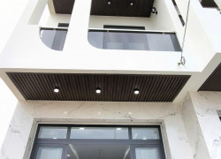 BÁN NHÀ MỚI 3 TẦNG – GẦN CHỢ HƯNG LONG, BÌNH CHÁNH – GIÁ CHỈ 2 TỶ 390 TRIỆU