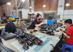 BẠN CẦN HỢP TÁC VỚI XƯỞNG làm D,A B,Ò 💼 uy tín – sản xuất theo yêu cầu thương hiệu riêng?