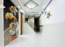 Nhà mới đẹp ở ngay - Hẻm 3m - 2PN 2WC - Hướng Đông