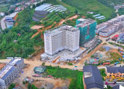 Bán liền kề tại trung tâm TX Sa Pa, cách Sun Palaza 900m sổ đỏ lâu dài giá 5,75 tỷ (cả đất + nhà)