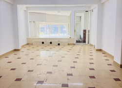 Bán nhà mặt tiền Cao Thắng-ngan 6.8m-cạnh Hà Đô-kinh doanh sầm uất