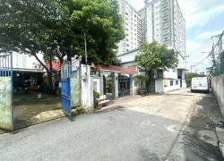 Hẻm xe tải tránh thông đường LÊ VĂN KHƯƠNG, Thới An, Diện tích 208m2 (4.5 x 46), Nhà Cấp 4 sẵn dòng tiền. Giá chỉ 11 tỷ