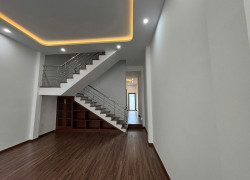 Bán Nhà 2 Tầng sát biển đường GIÁP VĂN CƯƠNG