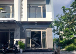 Bán nhà lô C4 đường số 2 cạnh với đường Tú Xương KĐT Tây Bắc.