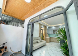 BÁN NHÀ MỚI TRUNG TÂM NHA TRANG – HẺM Ô TÔ, GẦN BIỂN, NỘI THẤT ĐẦY ĐỦ – DỌN VÀO Ở NGAY