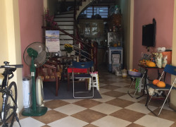 Cho thuê nhà 5 tầng mặt ngõ rộng, có vỉa hè, ngõ 282 Lạc Long Quân  – Phường Tây Hồ, Hà Nội