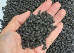 Phân bón hữu cơ đen USA 70 OM , NPK 322 , Humic 5% Giá nét tại kho