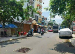 Chính chủ cần bán gấp lô đất đẹp đường Dương Quảng Hàm DT: 4 X 17m vuông giá 8.4 tỷ , P6, GV.