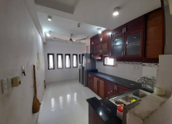 CHỈ 3.9 TỶ MÀ CÓ 5 TẦNG BTCT- TẶNG NỘI THẤT- VÀI BƯỚC RA HẺM XE TẢI  VÀ RA GA METRO CV  LÊ THỊ RIÊNG