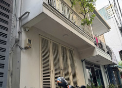 Nhà Nguyễn Đình Khơi, Hoàng Văn Thụ, Tân Bình, 4m x 6m, 3 tầng, 4.99 tỷ.