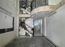 Bán nhà HXH 10m Nguyễn Công Hoan, 5 tầng, 4PN, ở ngay!