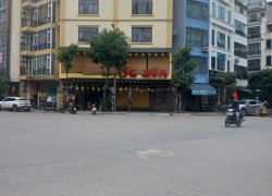 MẶT TIỀN SÁNG – 3 Ô TÔ TRÁNH – LACASTA VĂN PHÚ – KINH DOANH SIÊU LỢI NHUẬN