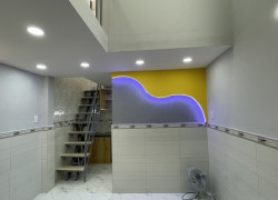 Nhỉnh 2 tỷ: Nhà ba tầng mới đẹp, sổ hồng riêng đầy đủ, ngay UBND Quận Tân Phú