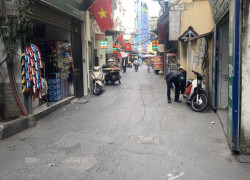 Bán 162m - 4 Tầng - 7.8m.Mặt Tiền. Đường Cầu Giấy