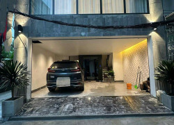 bán nhà lô góc Ngọc Thuỵ, 50m x 7 tầng, mặt tiền 6.2m, gara, full nội thất