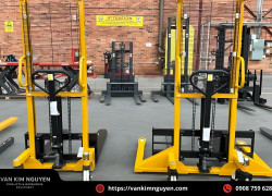 Xe Nâng Tay Cao Chân Rộng – Đa năng cho mọi loại hàng hóa!