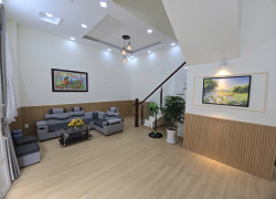 CHỈ 4.3 TỶ SÁT MẶT TIỀN LÊ VĂN QUỚI HXH 38M2 2 TẦNG BTCT 2PN 1WC