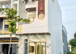 NHÀ PHỐ GIÁ HẺM NHƯNG Ô TÔ VÀO TẬN NƠI – TẶNG NỘI THẤT – TP. THỦ DẦU MỘT