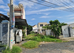 Đất mặt tiền ql1a phường Ninh Hà( phường Hòa Thắng mới) tỉnh Khánh Hoà. 
Diện tích 212m2 ngang 7m
4,2 tỷ có thương