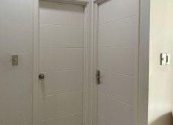 Cửa nhựa Composite tại Vạn Ninh 2