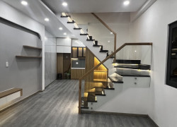 NHÀ ĐẸP HIẾM CHỈ NHỈNH 6 TỶ HOÀ HƯNG QUẬN 10