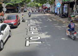 BÁN Đất MẶT TIỀN ĐƯỜNG TÔ HIẾN THÀNH , NHA TRANG — Trung tâm Phố Du lịch
 Diện tích đất : 986m2 Giá bán : 280 triệu