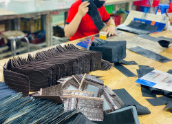 Xưởng đồ da mà dân buôn truyền tai nhau mỗi dịp Tết—vì sao? 0812213929