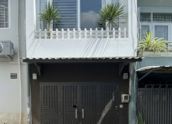 L1559 ⭐️ sát CV Làng Hoa Gò Vấp, SHR, Nở hậu, 3 tầng, 3.2x10m, 5.x tỷ