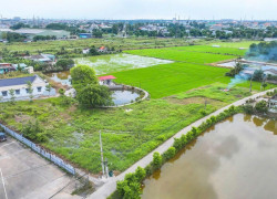 XOAY TIỀN GẤP CẦN BÁN VÀI LÔ ĐẤT NGAY THỊ TRẤN BẾN LỨC