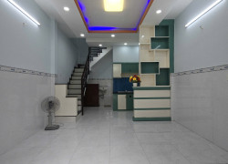 GIÁP LÊ VĂN QUỚI HXH ĐỖ CỬA - 28M2 - 2 TẦNG BTCT 2PN 2WC - CHỈ 3.68 TỶ