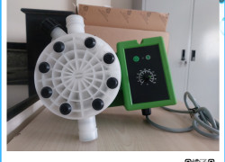 Bơm định lượng EMEC TCO 0420 châm Acid