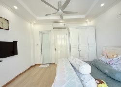 CHDV NGAY VINCOM PLAZA - HẺM XE HƠI NGUYỄN XÍ PHƯỜNG BÌNH THẠNH - 4 TẦNG 50M2 - DÒNG TIỀN 35TR/THÁNG - CHỈ 8T