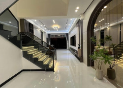 **Bán nhà mặt tiền Lê Lai, MT khu Bàu Cát, Tân Bình (4,6*14) 4 tầng; 11,5 tỷ