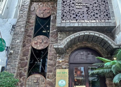 Tuyển nữ kỹ thuật viên masage có chỗ ở lại làm tại Q1