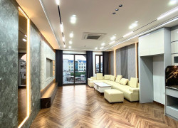 Phố Trạm Long Biên 52m, oto, 7 tầng, full nội thất, 14.3 tỷ có TL