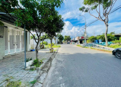 Bán đất thổ cư 105m2 đường Mai Văn Ngọc, Hòa Hiệp Nam, Liên Chiểu, Đà Nẵng. Giá 4.2 tỷ, sổ đỏ, hướng Đông Nam. LH: