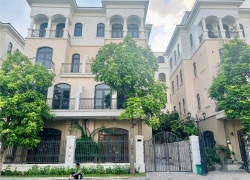 Biệt thự Song lập View vườn hoa cực đẹp - Giá RẺ nhất Vinhomes Ocean Park 2