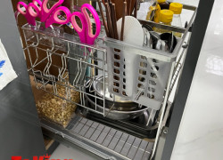 Kệ dao thớt đa năng SUS 304 TaKing, Chắc Chắn, Bền Đẹp, An Toàn Sử Dụng.