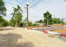 tôi chuyển đổi kinh doanh nên cần tiền bán gấp mảnh đât 300tr đất ở đô thị xung quanh đủ tiện ích