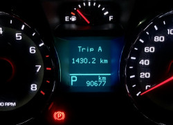 Cần bán xe gia đình Captiva 2016