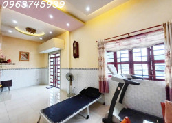 BÁN NHANH MẶT TIỀN KINH DOANH LỚN 8.5M, 3 TẦNG LINH TRUNG THỦ ĐỨC, GẦN VINCOM, GIÁ 14 TỶ