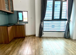 Studio 35m² thoáng sáng, full nội thất – Số 10 ngõ 553 Lạc Long Quân