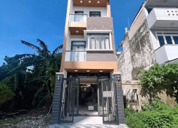 Nhà 1 Trệt 2 Lầu 5x30 – Giá 2 Tỷ 950  Nhà rộng – thiết kế hiện đại – vào ở ngay