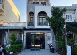 Cần Bán Gấp Nhà Thiết Kế Hiện Đại Tại Bến Lức Long An