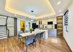 NHÀ ĐẸP THỊNH QUANG - 7 TẦNG THANG MÁY - FULL NỘI THẤT - 40m2 mt 5.5m Giá 15.2 tỷ