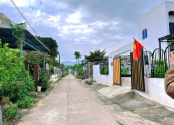 Chính chủ bán nhanh lô đất nhà vườn hơn 200m - sẵn sổ