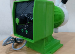 Bơm định lượng AMS CL PLUS 0720 lưu lượng 20 L/h Bơm liên tục có điều khiển mức, giảm tốc (1/10)