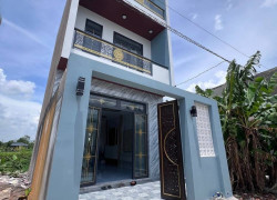 Cần Bán Gấp Căn Nhà Mặt Tiền Tại Bến Lức