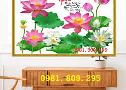 Tranh gạch men hoa sen ngọc bích